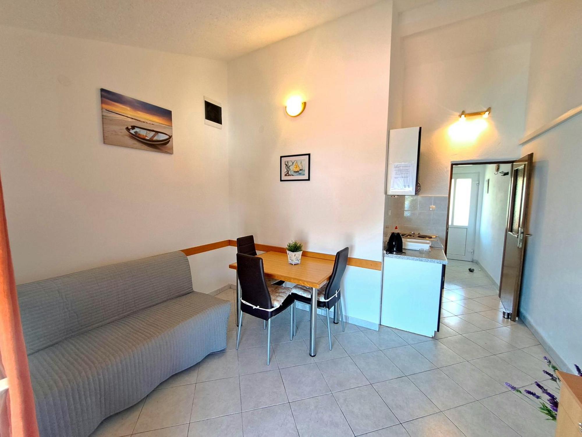 Apartments Toni Трогир Экстерьер фото